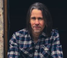 MYLES KENNEDY Recalls His ‘CHRIS FARLEY Moment’ During LED ZEPPELIN Jam