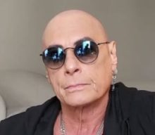 JOE LYNN TURNER On Challenges Of Pandemic-Era Touring: ‘I Don’t Know Where We’re Gonna End Up With This’