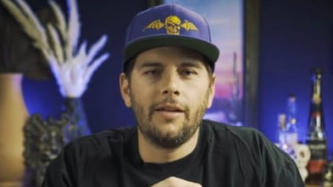 AVENGED SEVENFOLD’s M. SHADOWS Still Believes ‘The Stage’ ‘Will Continue To Grow And Stand The Test Of Time’