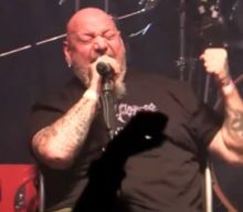 Watch: Former IRON MAIDEN Singer PAUL DI’ANNO Plays First Concert Since Knee Surgery