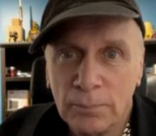 BILLY SHEEHAN Says MR. BIG Has Found New Drummer; 2023 Live Shows In The Works