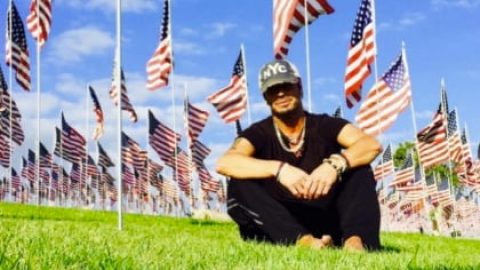 POISON’s BRET MICHAELS To Star In ‘Homes For The Holidays’ TV Special