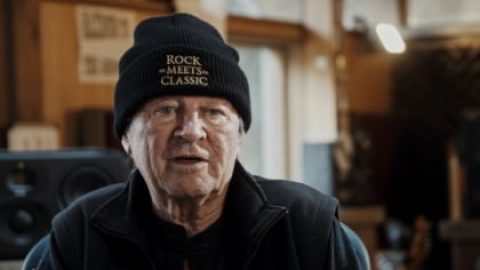 DEEP PURPLE’s IAN GILLAN Explains Why He Doesn’t Perform ‘Child In Time’ Anymore