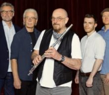 JETHRO TULL Announces 23rd Studio Album, ‘RökFlöte’