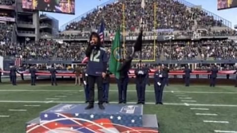 Watch ANTHRAX’s JOEY BELLADONNA Sing U.S. National Anthem Before SEATTLE SEAHAWKS Vs. LAS VEGAS RAIDERS Game