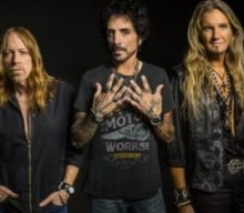 REVOLUTION SAINTS Feat. DEEN CASTRONOVO, JEFF PILSON And JOEL HOEKSTRA: New Single ‘Eagle Flight’ Released