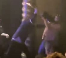 Watch: THE BLACK CROWES’ RICH ROBINSON Slams Stage Invader With Guitar At Melbourne, Australia Concert