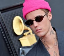Justin Bieber able to smile again following partial facial paralysis