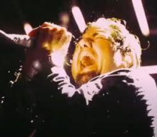 DEFTONES Singer CHINO MORENO: ‘Expectations, To Me, Always Seem To Ruin Things’