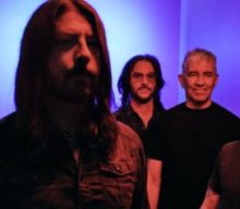FOO FIGHTERS Share Another New Song, ‘Show Me How’, From Upcoming ‘But Here We Are’ Album