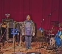 See DAVE GROHL And JACK BLACK Cover RUSH’s ‘The Spirit Of Radio’ For 2022 ‘Hanukkah Sessions’