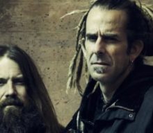 LAMB OF GOD’s MARK MORTON Stands By His Statement That RANDY BLYTHE Is ‘One Of The Greatest Frontmen In Metal’