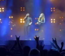 Watch MAX CAVALERA Join DEFTONES On Stage In Brisbane To Perform ‘Headup’