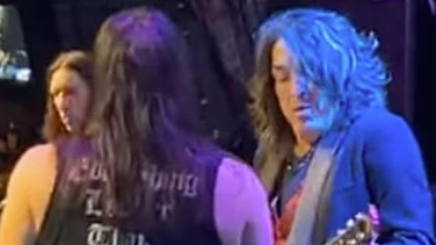 Watch: PAUL STANLEY, ROBIN ZANDER, LITA FORD, STEPHEN PEARCY, SEBASTIAN BACH, Others Perform At CRISS ANGEL’s 55th-Birthday Bash